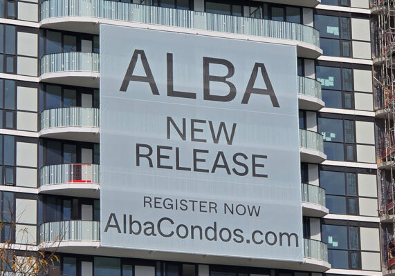 Greenloc-Building-Banner---Edenshaw-Alba-close up