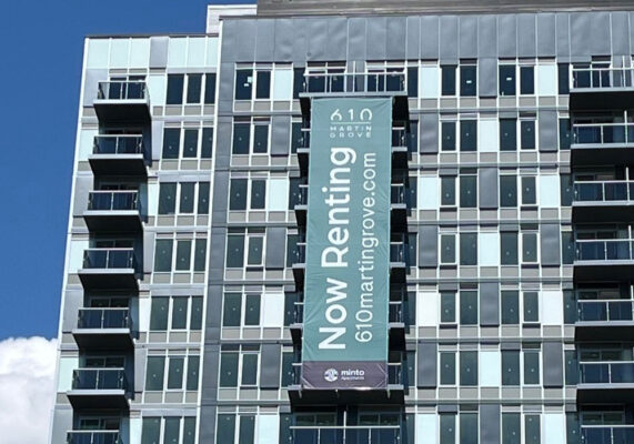 Greenloc-Building-Banner---Minto-MartinGrove
